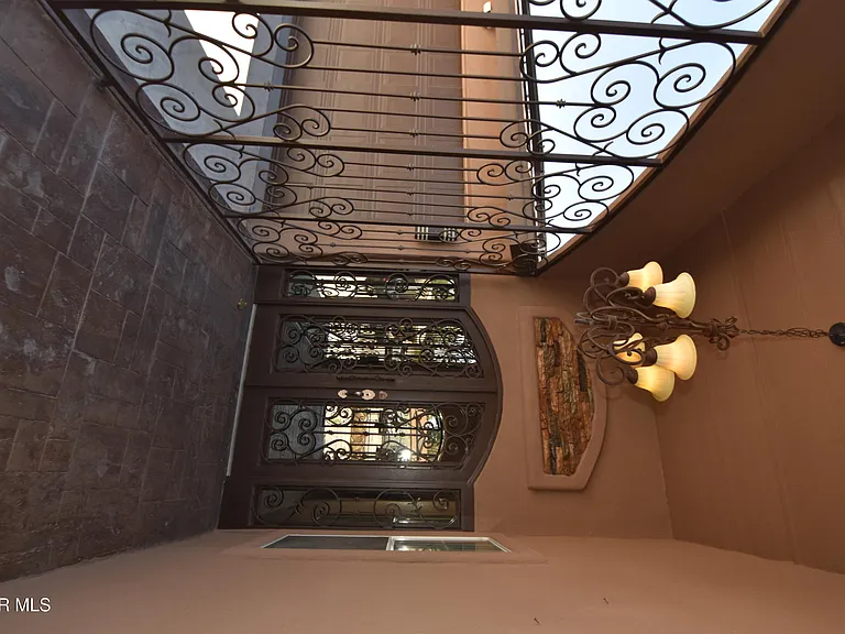 10800 Saigon Dr — Photo 2