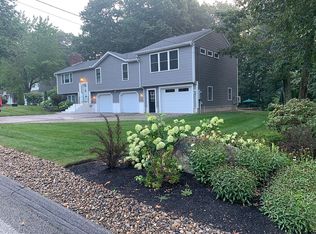 3 Joan St, Derry, NH 03038