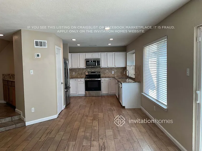 2117 Belmont Park Dr — Photo 7