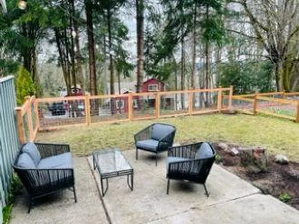 1574 Parkview Dr NE #10, Bainbridge Island, WA 98110