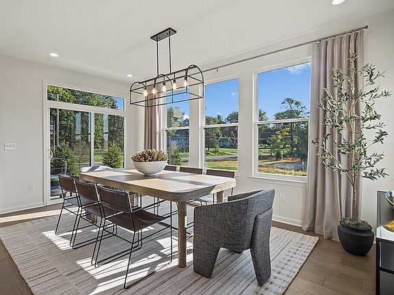 4th image of 8519 N Beck Rd