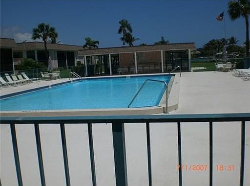 2nd image of 755 Saturn St APT B104