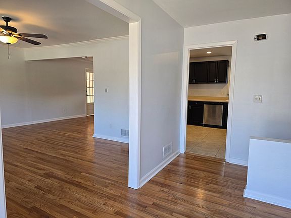 2nd image of 1309 Weston Dr