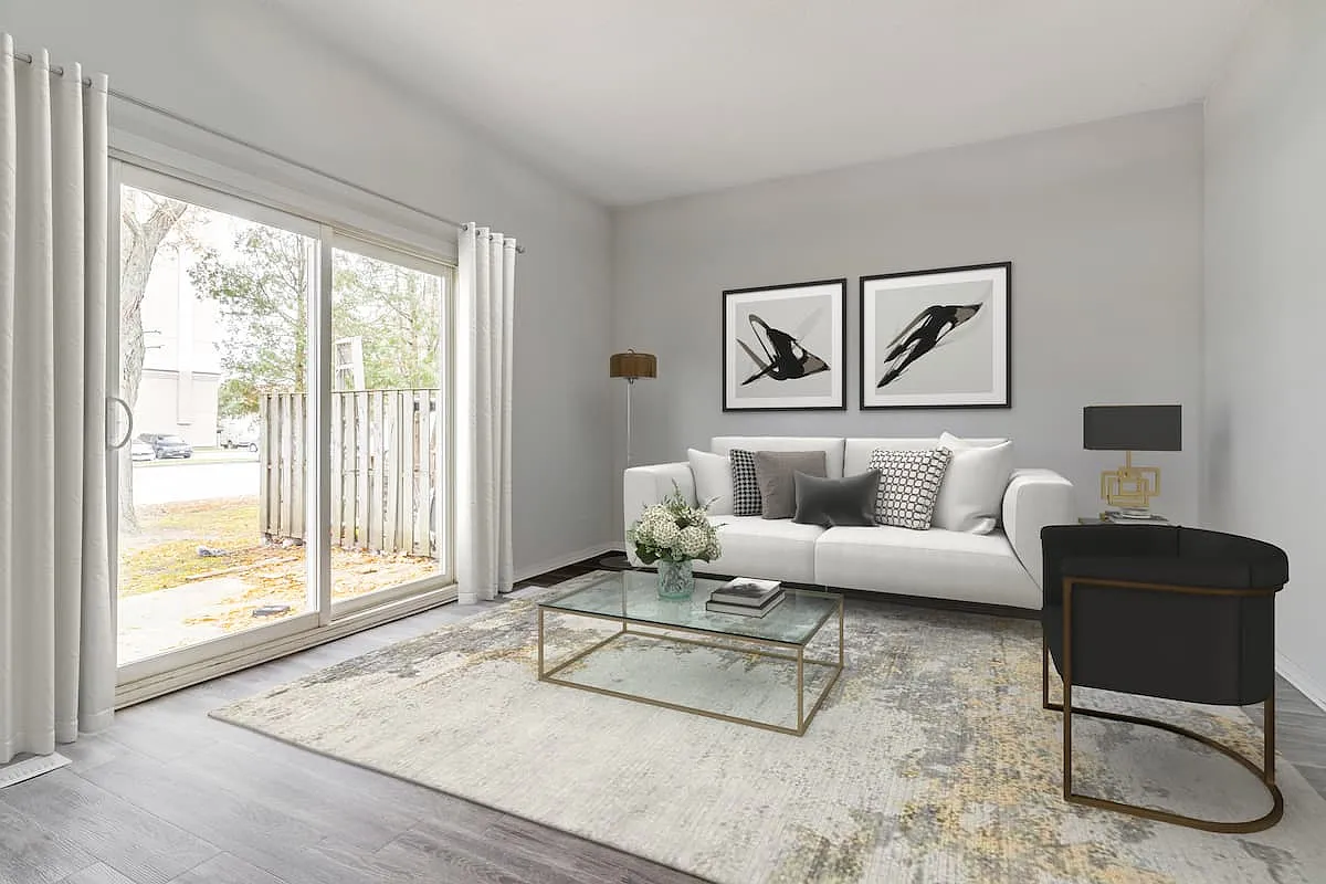 Pontiac Court Townhomes — Photo 4