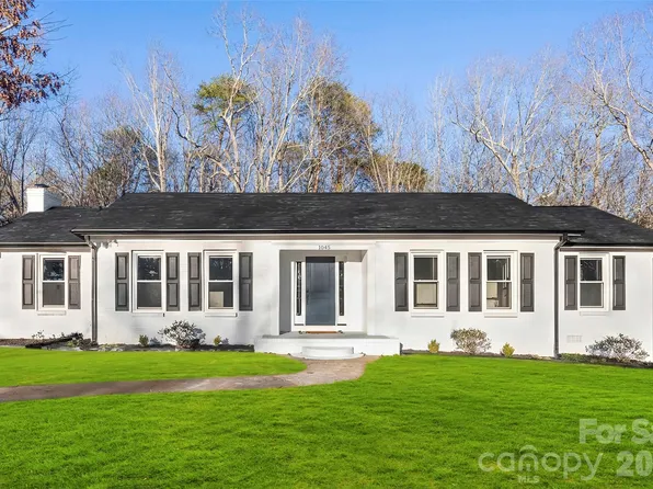 1045 Elizabeth Dr, Dallas, NC 28034