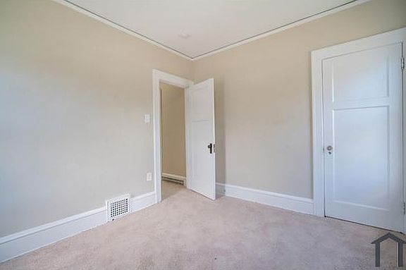 4th image of 2501 N 50th St