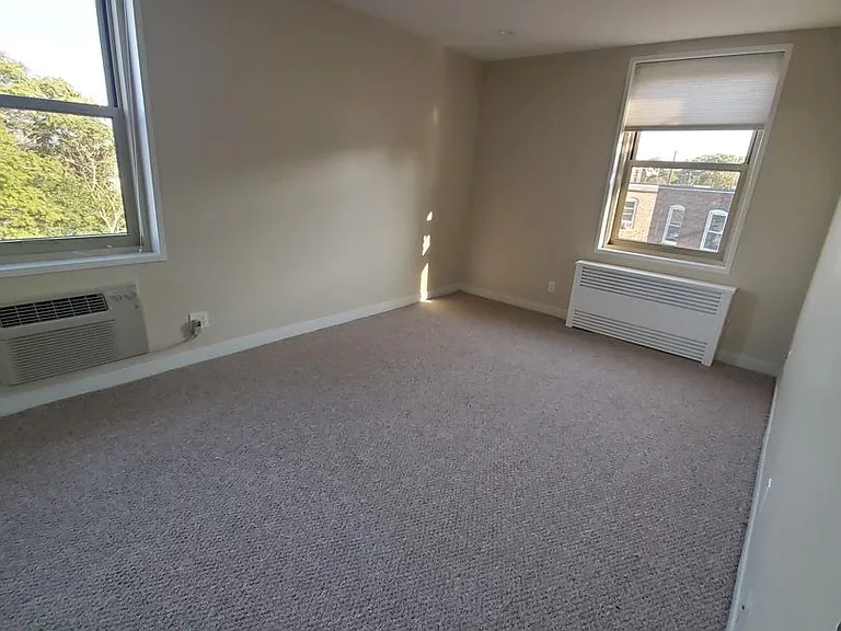 11 Camelot Ct #3A — Photo 3