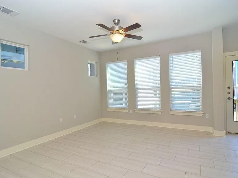 2921 Bond Dr #243C — Photo 7