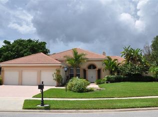 10375 Stonebridge Blvd, Boca Raton, FL 33498
