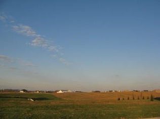 327 Ecker Dr, Lititz, PA 17543