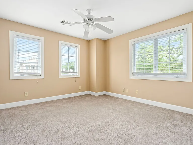 1957 Wire Rd #27 — Photo 19