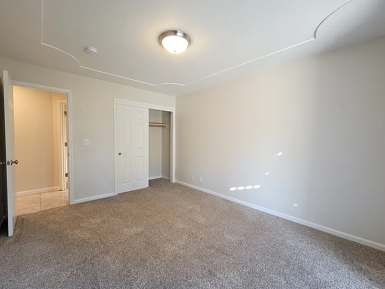 3008 Coach Lite Dr — Photo 29