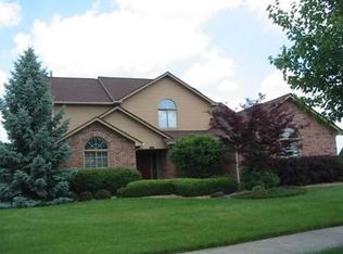 3261 Farmdale Dr, Sterling Heights, MI 48314