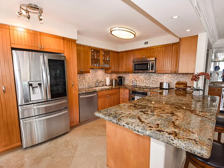 1810 Avenida Del Mundo #1607 — Photo 3