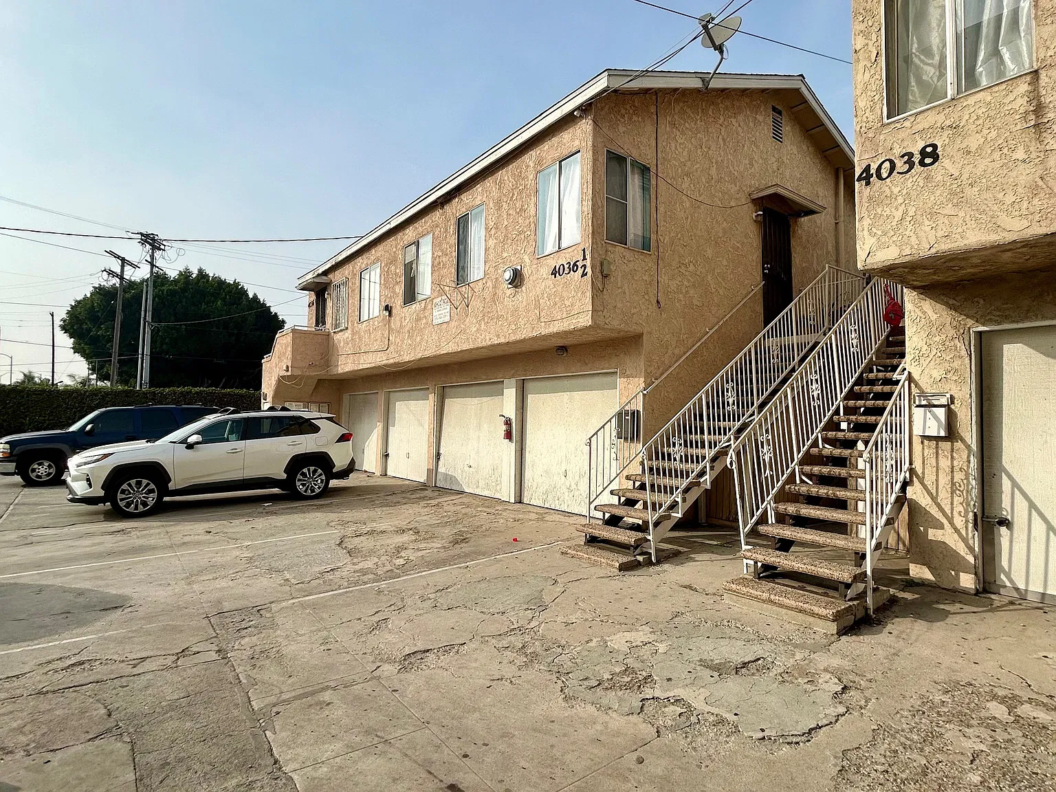4036 Broadway Pl — Photo 3