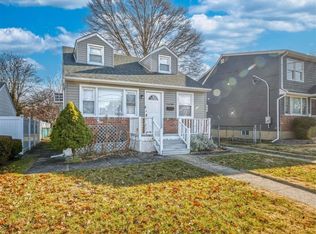 1439 Rhode Ave, Merrick, NY 11566