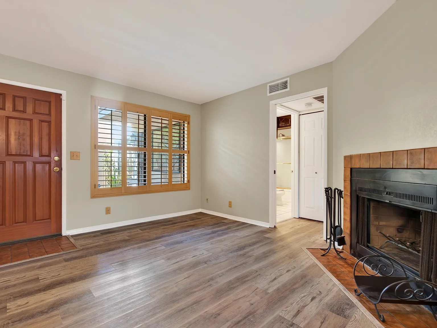 1 bed, 506 sqft, $2,088 — Photo 4