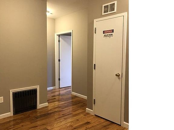 4th image of 128 Port Richmond Ave #2E