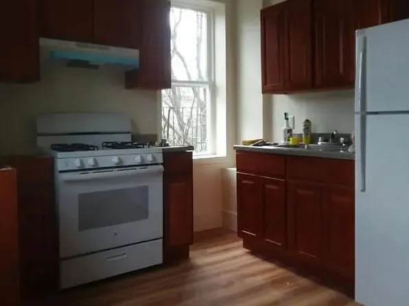 (undisclosed Address), New Rochelle, NY 10801