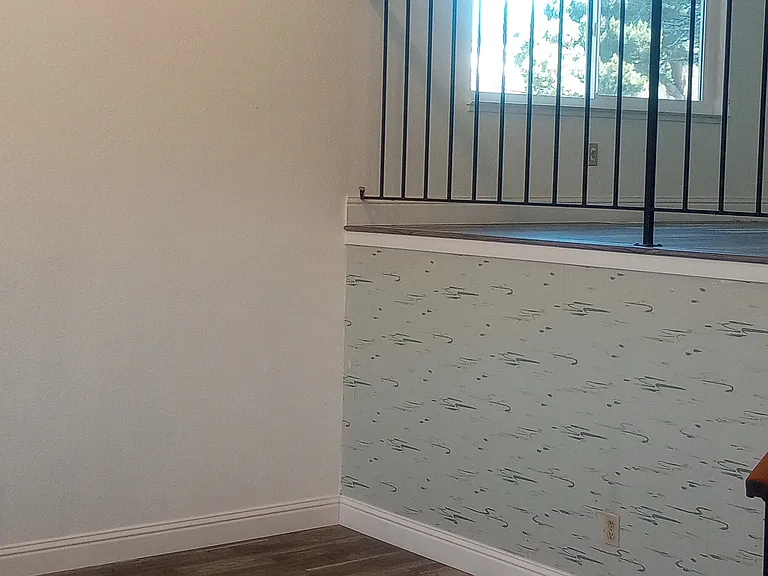 290 Riverview Dr — Photo 25