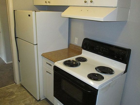 5th image of 550-552 S Webster St #552-03