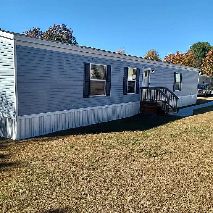 120 Northfork Dr #1