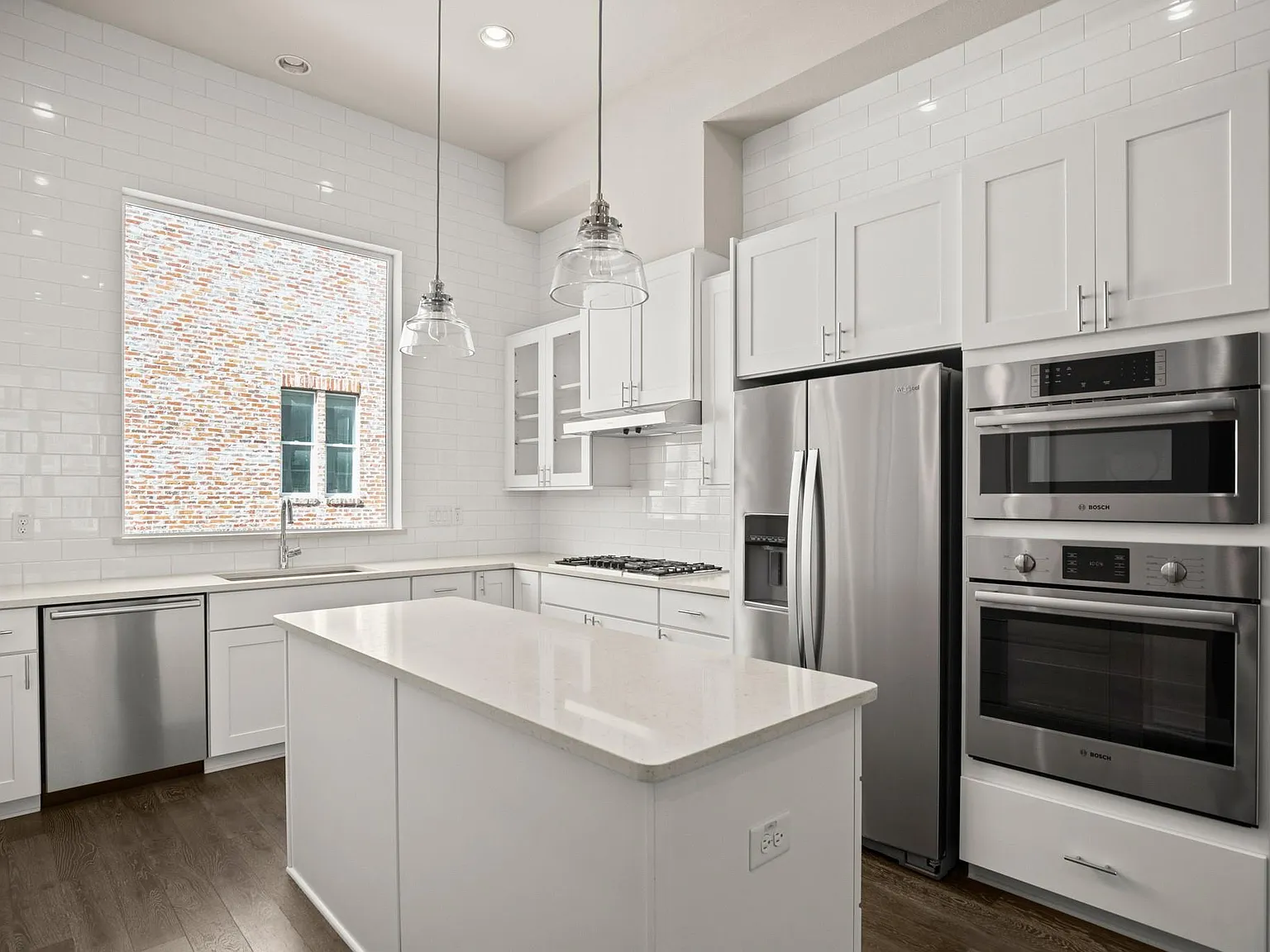 3 bed, 3.5 bath, 1891 sqft, $4,000 — Photo 3