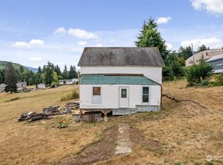 104 Grant St, Morton, WA