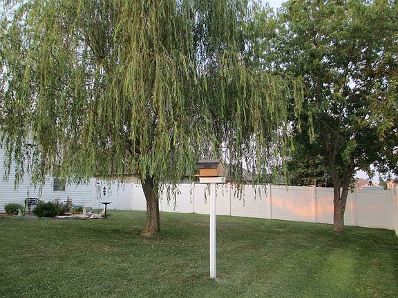 5th image of 3443 Trailstone Dr