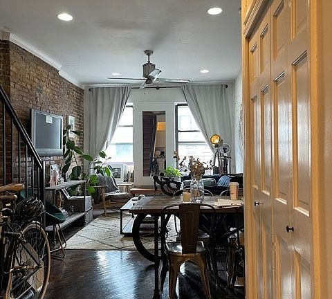 4th image of 120 Orchard St #11A