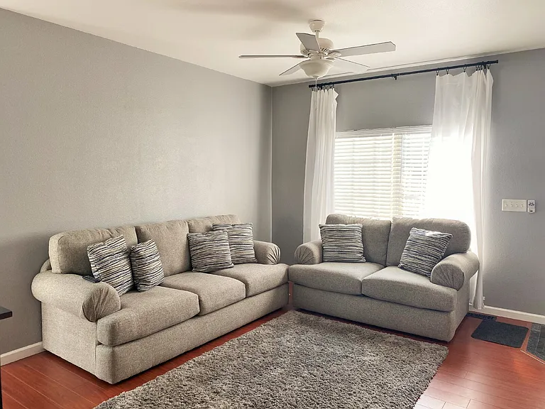 19226 E Carolina Pl #101 — Photo 2