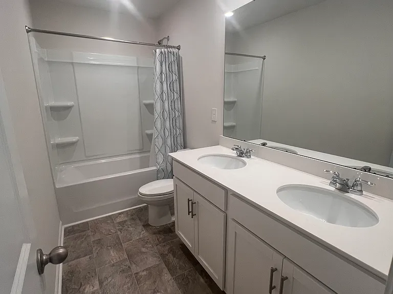 8185 Kennesaw Dr — Photo 25