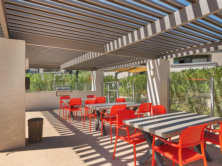 Luxe at Ocotillo — Photo 17
