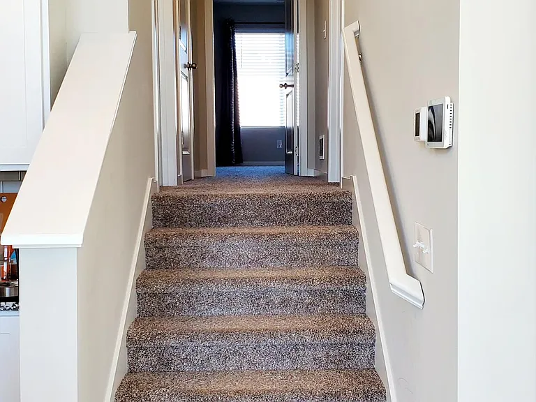 381 NE Mink Dr — Photo 8