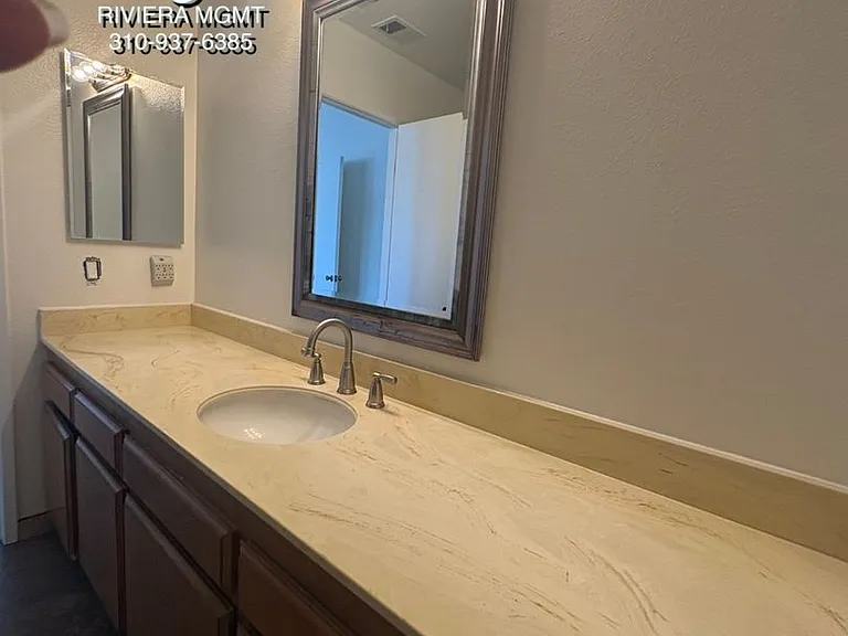 2300 Carnegie Ln #1 — Photo 12
