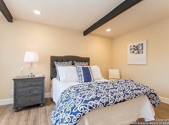2nd image of 87 Storeywood Dr