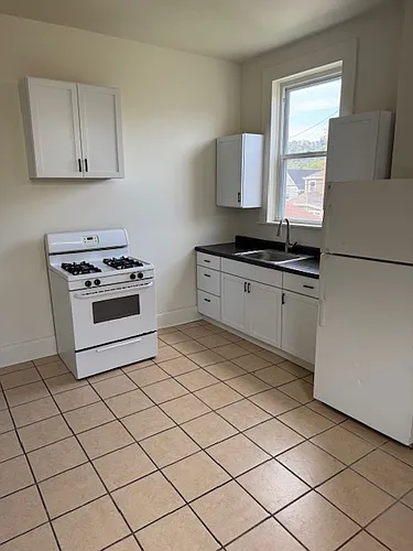 428 Oak St #1 Photo 1