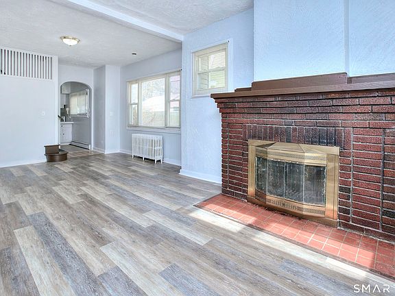 5th image of 115 Third Street