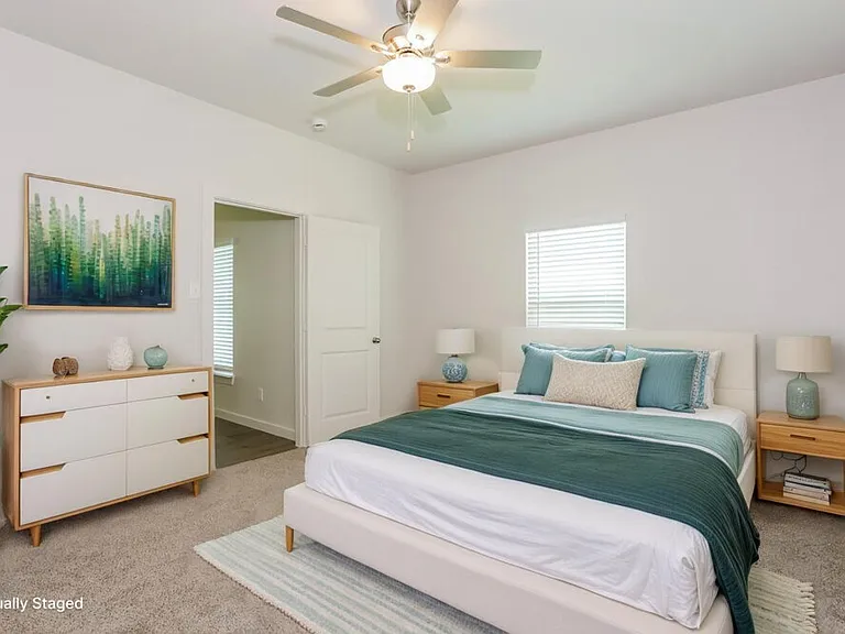 1540 Woodwinds Dr — Photo 11