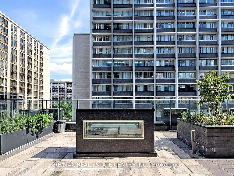 7 Grenville St #2605 — Photo 38