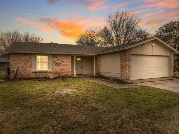 3702 Claysford Ct, Arlington, TX 76015