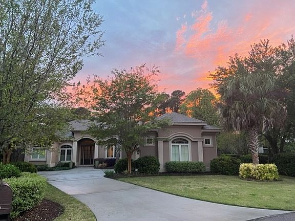 2nd image of 20 Manor Court Ln