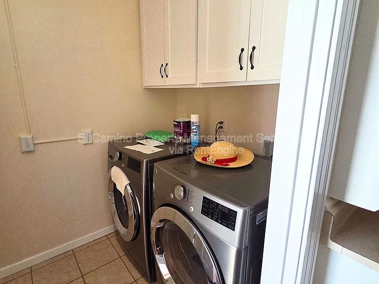 8446 California Ave #A — Photo 31