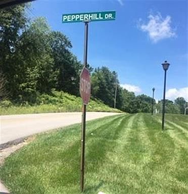 2nd image of 2 Pepperhill Dr