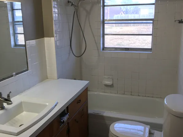724 Highland Ave, Van Buren, AR 72956