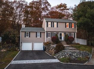 38 Water Fall Way, Cranston, RI 02921