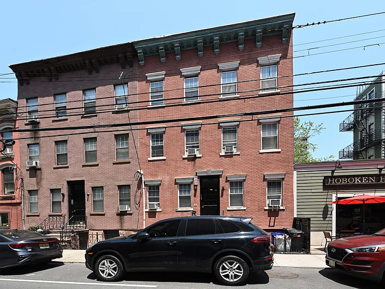 610 2nd St #1R — Photo 10