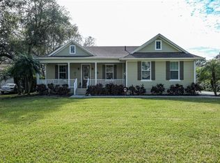 1709 Gulf Rd, Tarpon Springs, FL 34689
