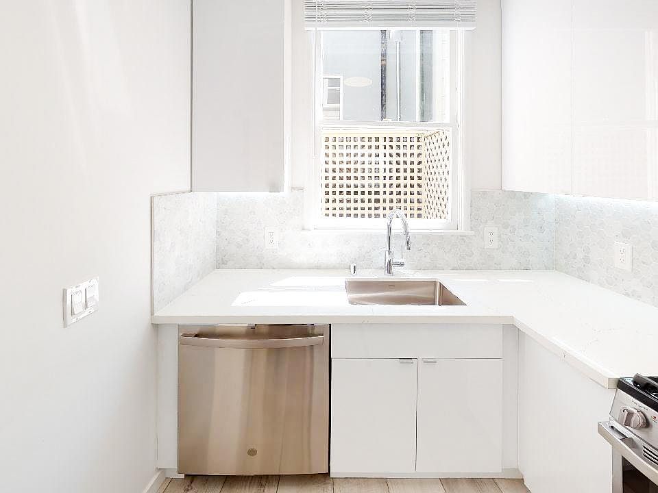 1st image of 700 Church St APT 103