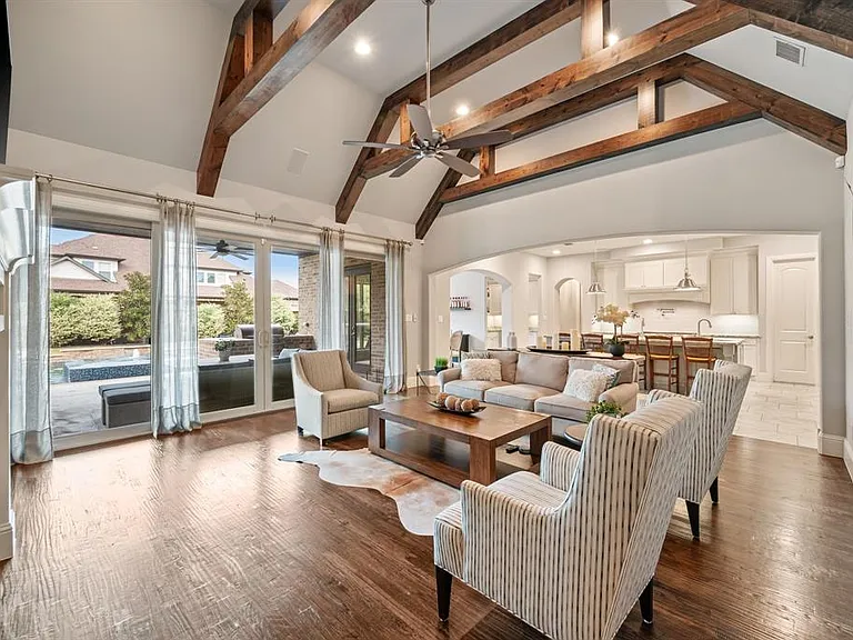 908 Lake Carillon Ln — Photo 9